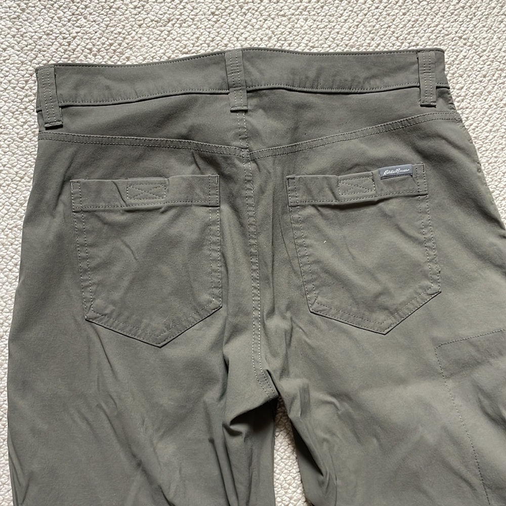 Eddie Bauer convertible, hiking pants. - Picture 5 of 6
